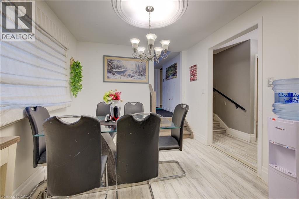 31 Bonfair Court, Kitchener, Ontario  N2M 4P6 - Photo 6 - 40780855