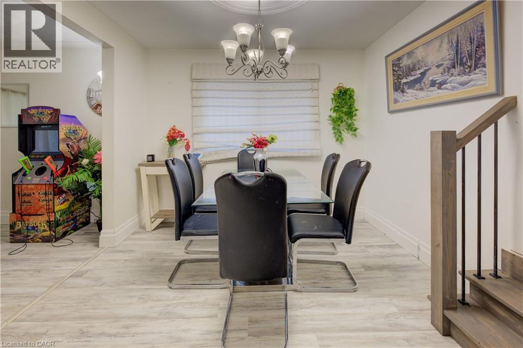 31 Bonfair Court, Kitchener, Ontario  N2M 4P6 - Photo 7 - 40780855