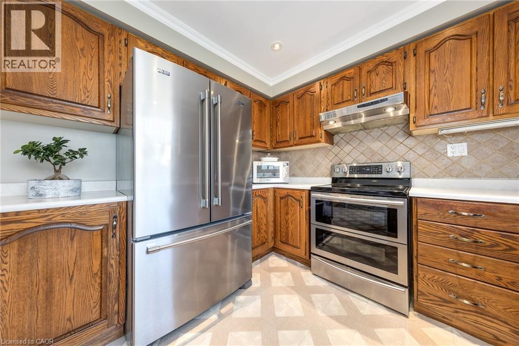 223 River Oaks Boulevard W, Oakville, Ontario  L6H 3V2 - Photo 18 - 40775630