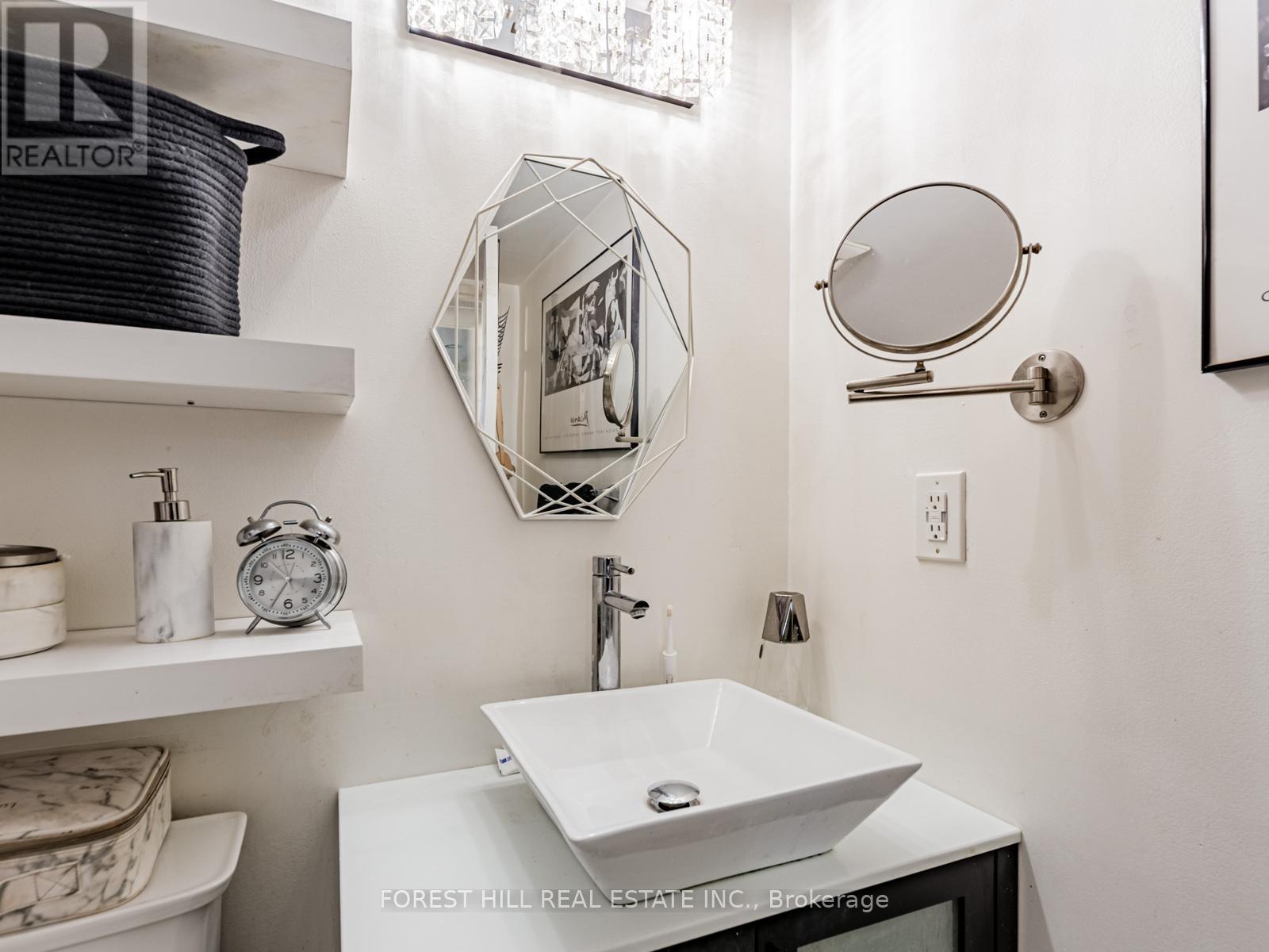 831 - 60 St Patrick Street, Toronto, Ontario  M5T 2X5 - Photo 10 - C12478672