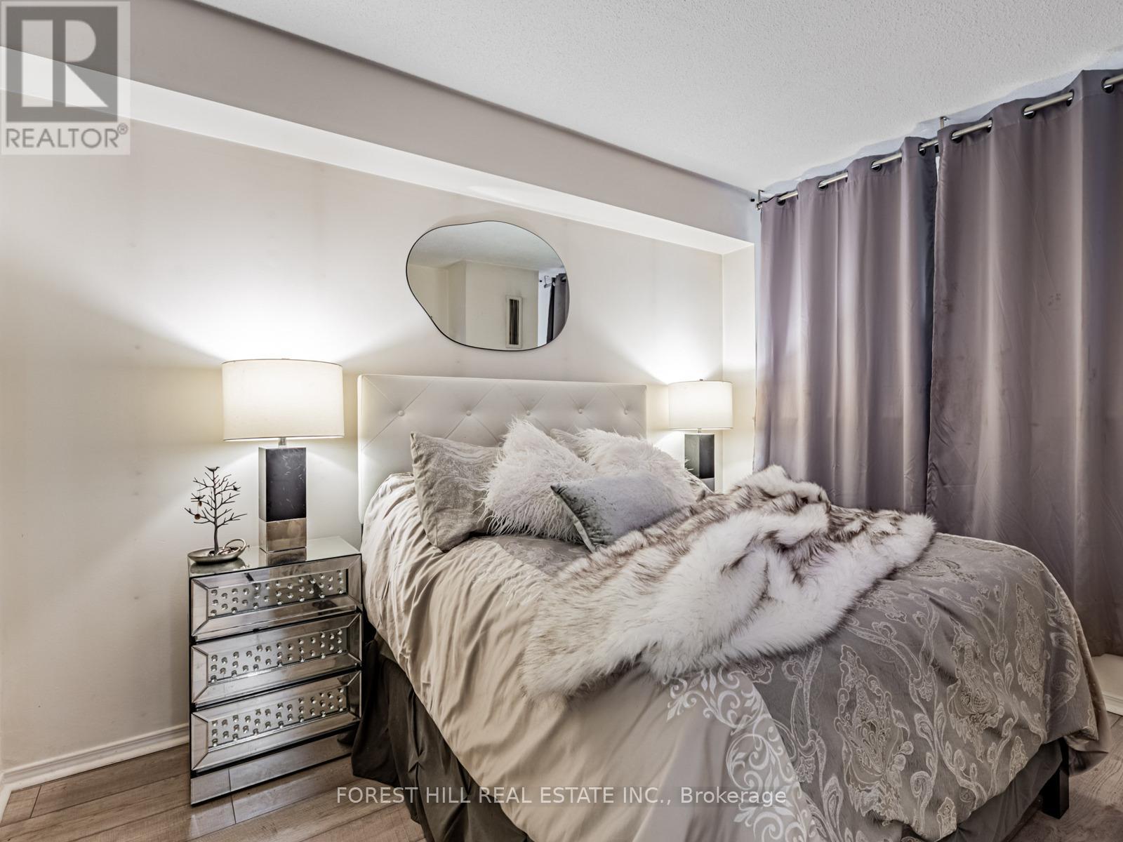 831 - 60 St Patrick Street, Toronto, Ontario  M5T 2X5 - Photo 6 - C12478672