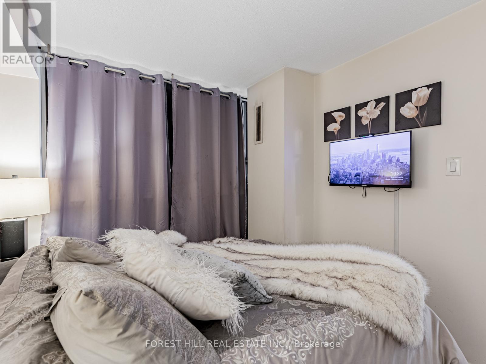 831 - 60 St Patrick Street, Toronto, Ontario  M5T 2X5 - Photo 7 - C12478672