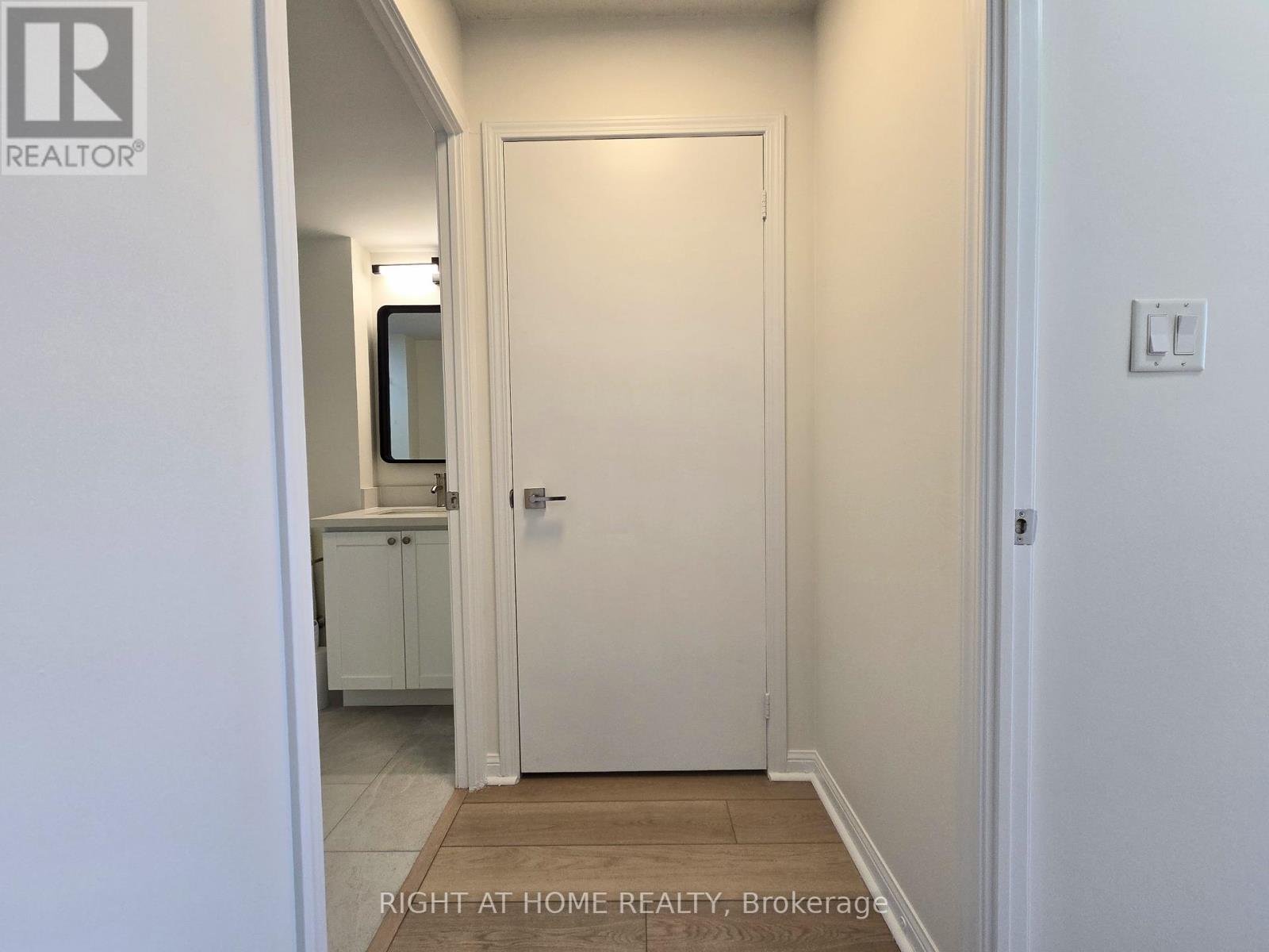521 - 1000 King Street W, Toronto, Ontario  M6K 3N1 - Photo 28 - C12478683