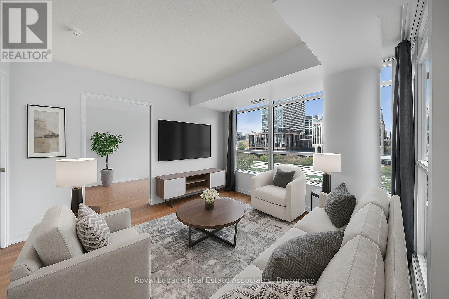 518 - 8 Telegram Mews, Toronto, Ontario  M5V 3Z5 - Photo 7 - C12478714