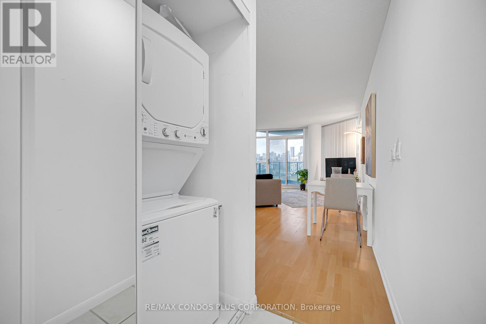 1609 - 231 Fort York Boulevard, Toronto, Ontario  M5V 1B2 - Photo 19 - C12478716