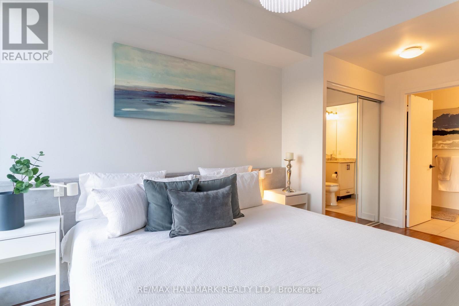 813 - 260 Sackville Street, Toronto, Ontario  M5A 0B3 - Photo 25 - C12478717
