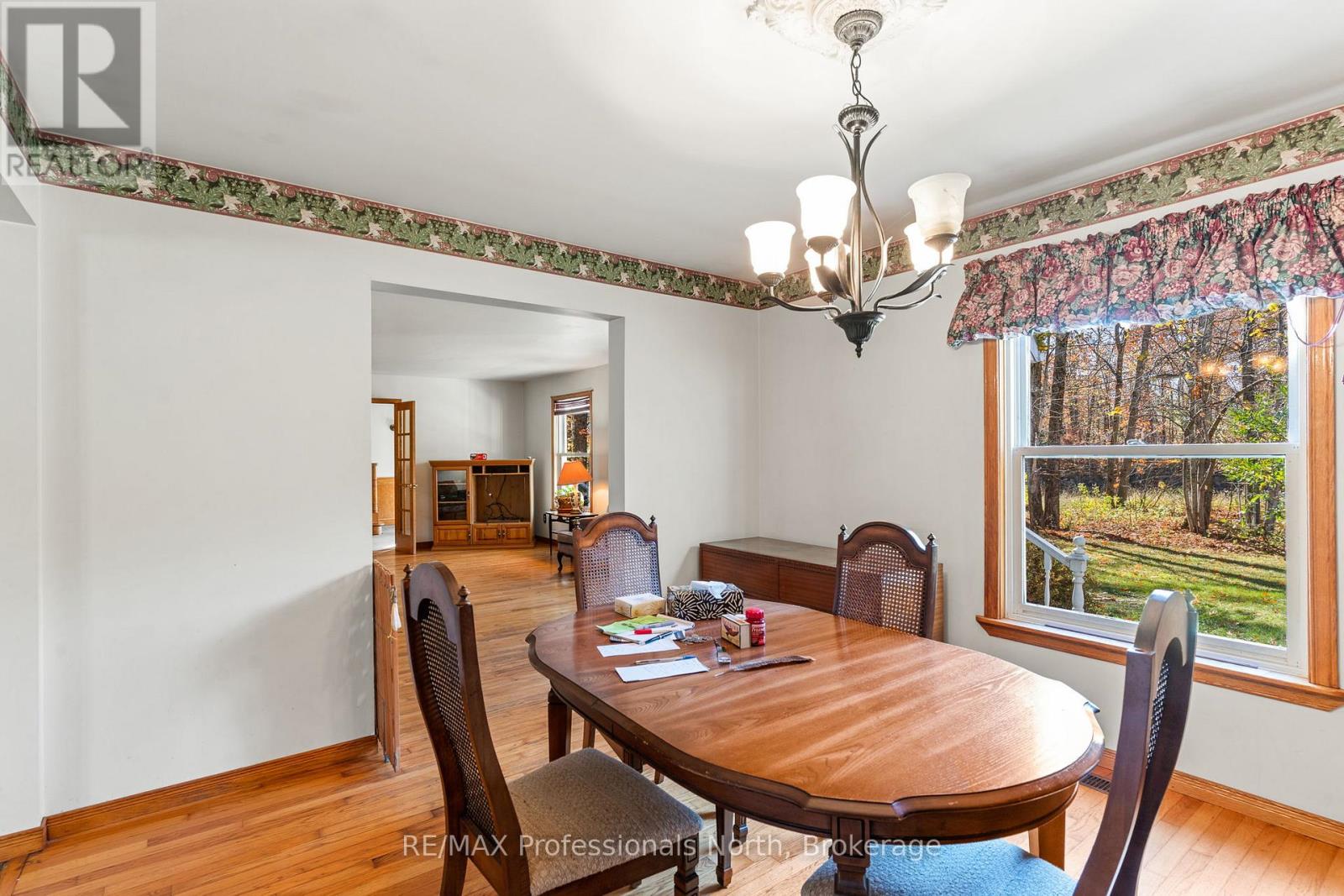 1415 South Lake Road, Minden Hills, Ontario  K0M 2K0 - Photo 16 - X12478757