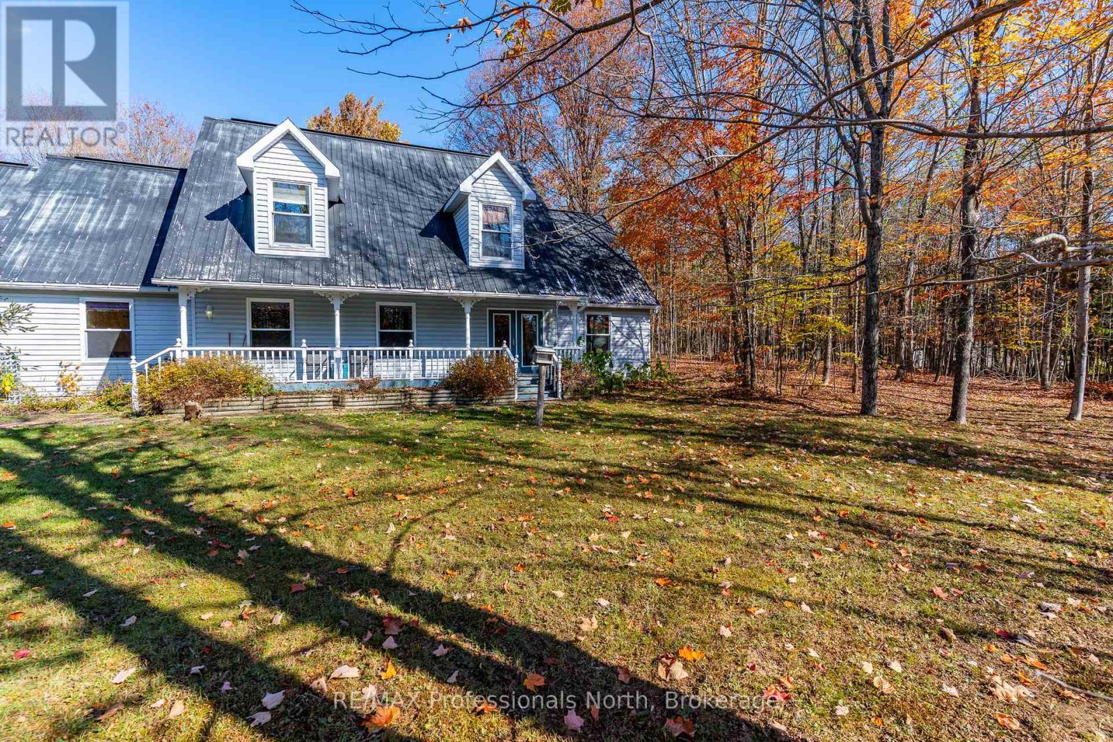 1415 South Lake Road, Minden Hills, Ontario  K0M 2K0 - Photo 3 - X12478757