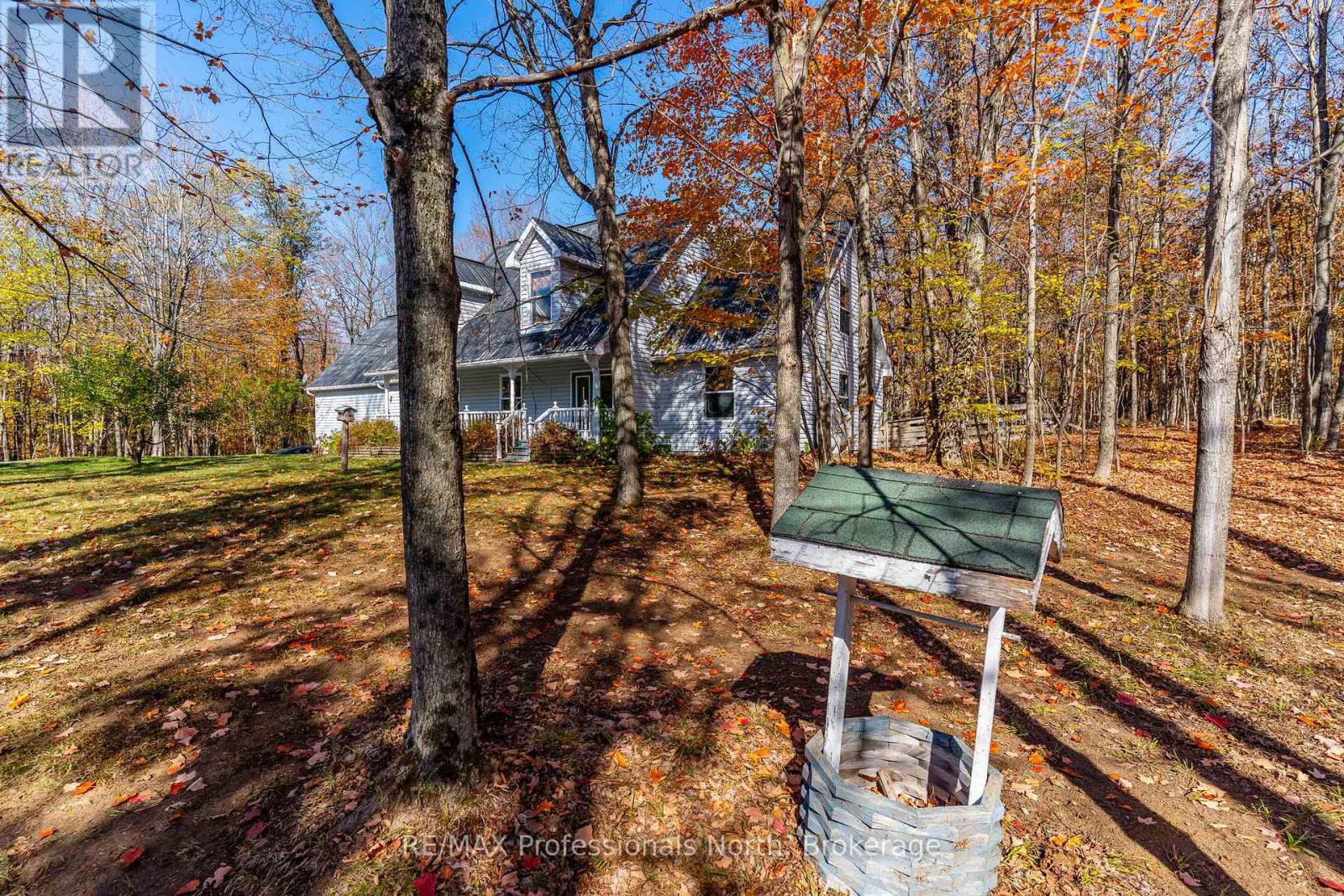 1415 South Lake Road, Minden Hills, Ontario  K0M 2K0 - Photo 4 - X12478757