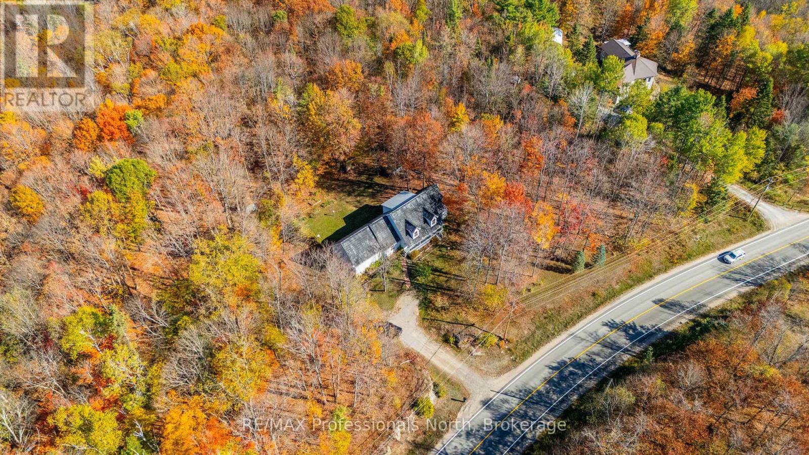 1415 South Lake Road, Minden Hills, Ontario  K0M 2K0 - Photo 46 - X12478757