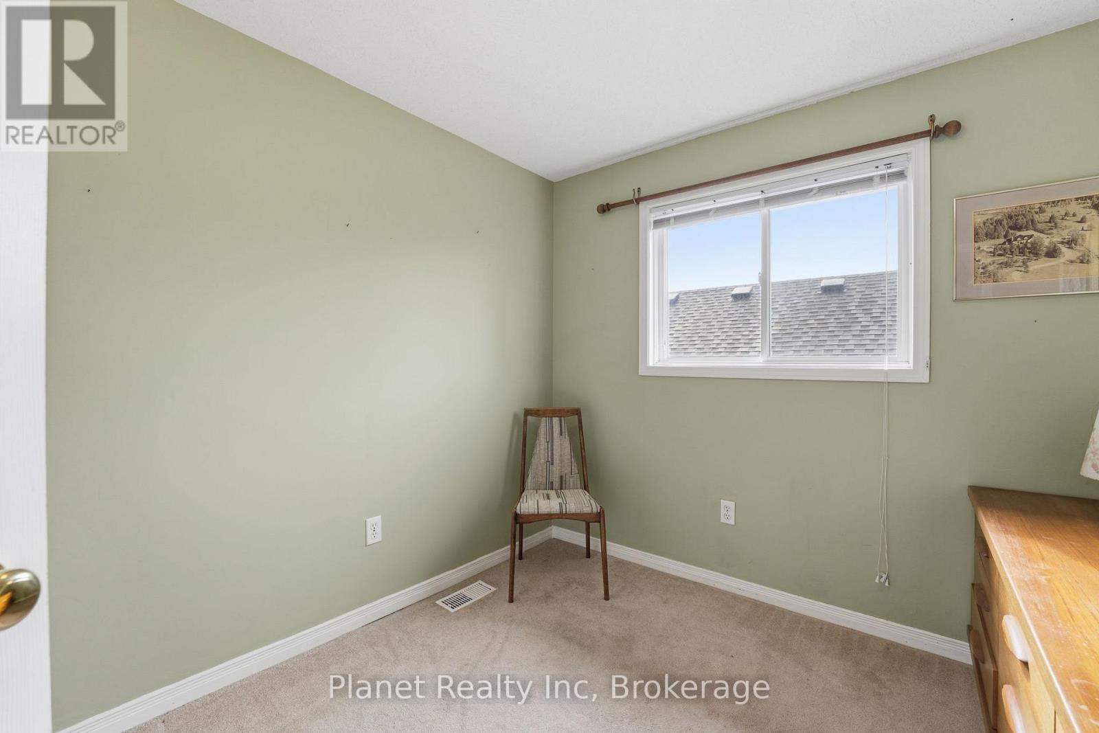 24 Fletcher Court, Guelph, Ontario  N1E 7G8 - Photo 19 - X12478787