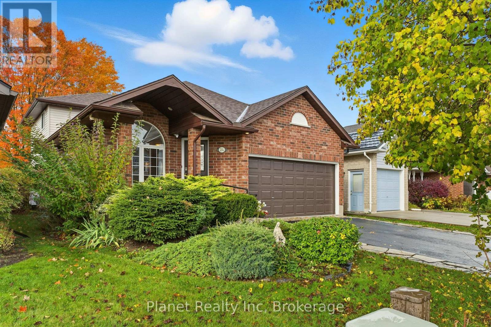 24 Fletcher Court, Guelph, Ontario  N1E 7G8 - Photo 2 - X12478787