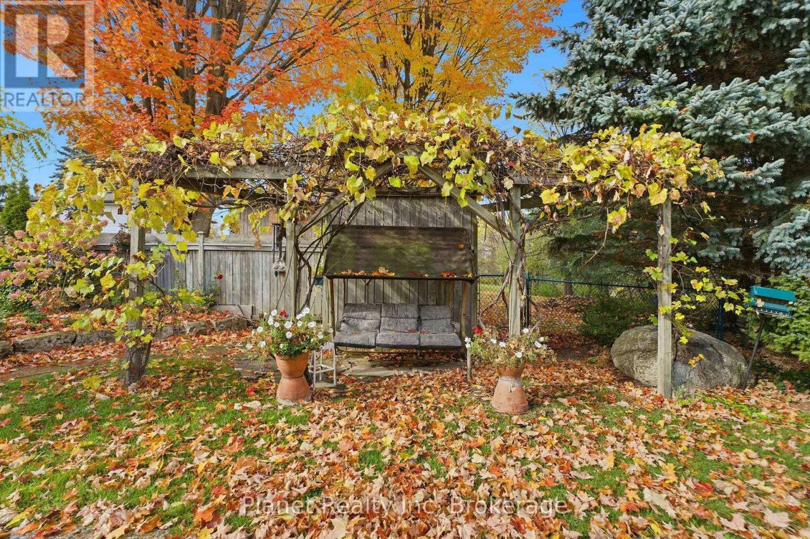 24 Fletcher Court, Guelph, Ontario  N1E 7G8 - Photo 27 - X12478787