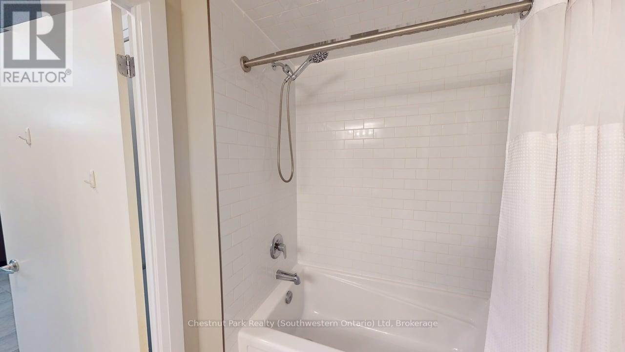 209 - 63 Arthur Street S, Guelph, Ontario  N1E 0A8 - Photo 8 - X12478789