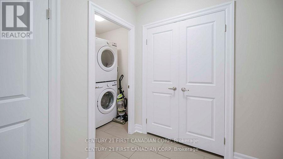 504 - 240 Villagewalk Boulevard, London North, Ontario  N6G 0P6 - Photo 24 - X12478768