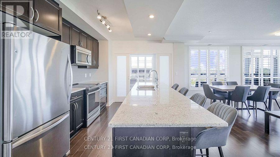 504 - 240 Villagewalk Boulevard, London North, Ontario  N6G 0P6 - Photo 6 - X12478768