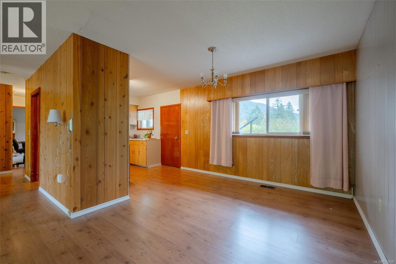 6767 Cypress Blvd, Port Alberni, British Columbia  V9Y 8T7 - Photo 11 - 1018098