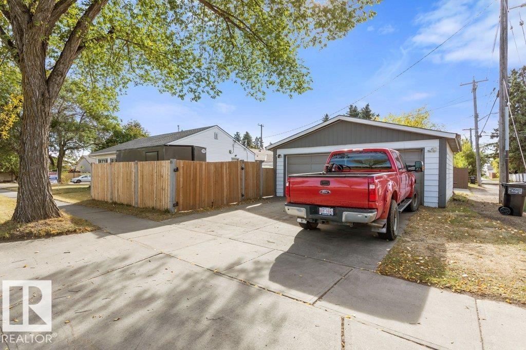 13003 129 Av Nw, Edmonton, Alberta  T5L 3K1 - Photo 42 - E4463227