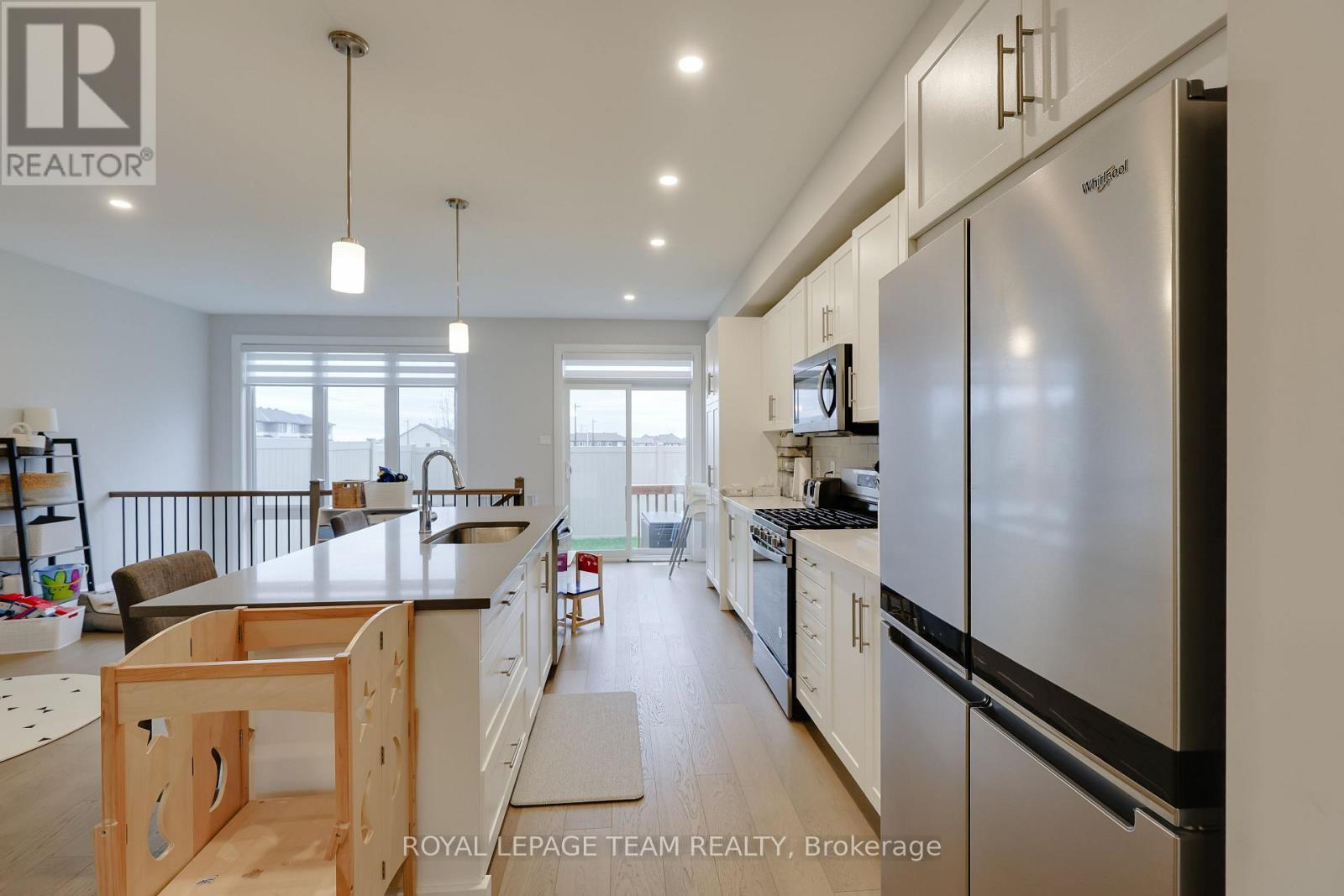 724 Ploughman Place, Ottawa, Ontario  K2S 3C5 - Photo 15 - X12478836