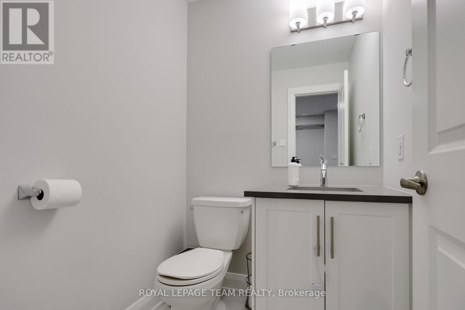 724 Ploughman Place, Ottawa, Ontario  K2S 3C5 - Photo 27 - X12478836