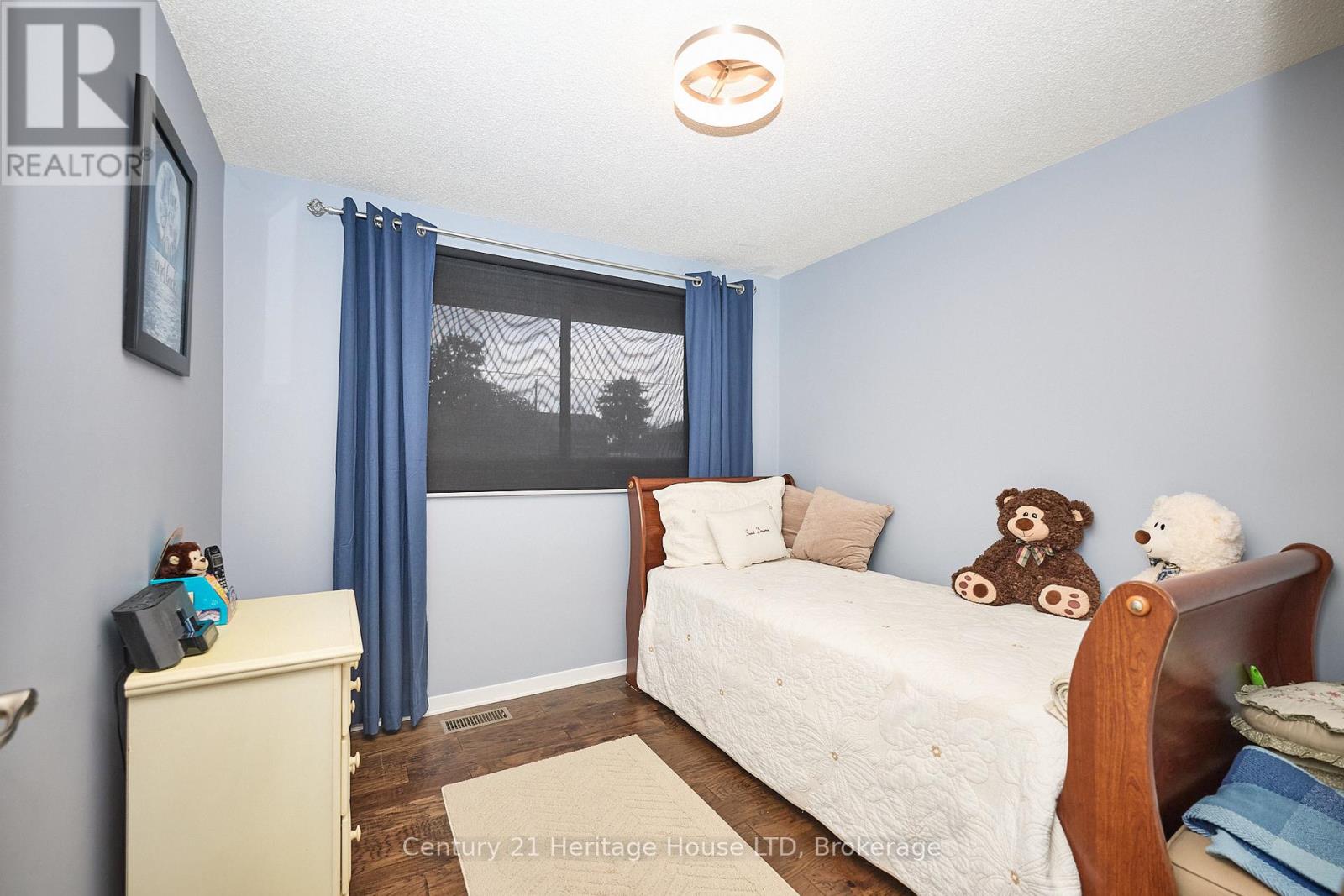 845 Parkdale Avenue, Fort Erie, Ontario  L2A 5B8 - Photo 13 - X12478773