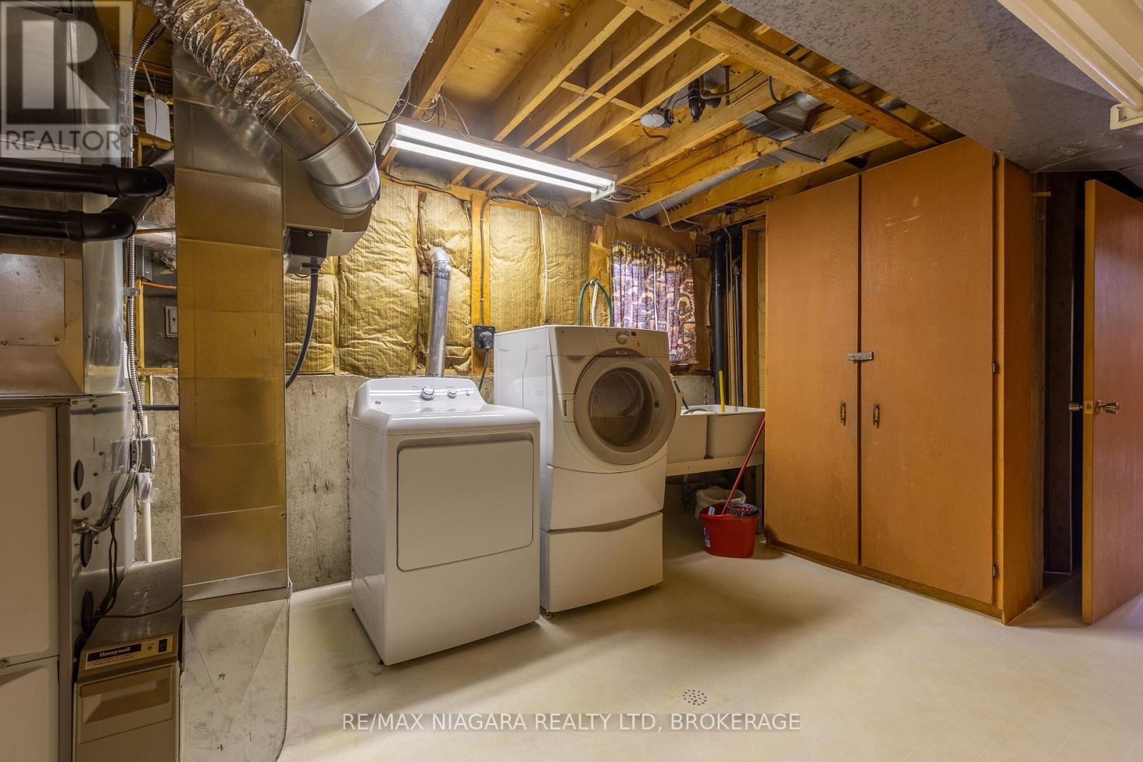 82 Westwood Crescent, Welland, Ontario  L3C 4R3 - Photo 24 - X12478823