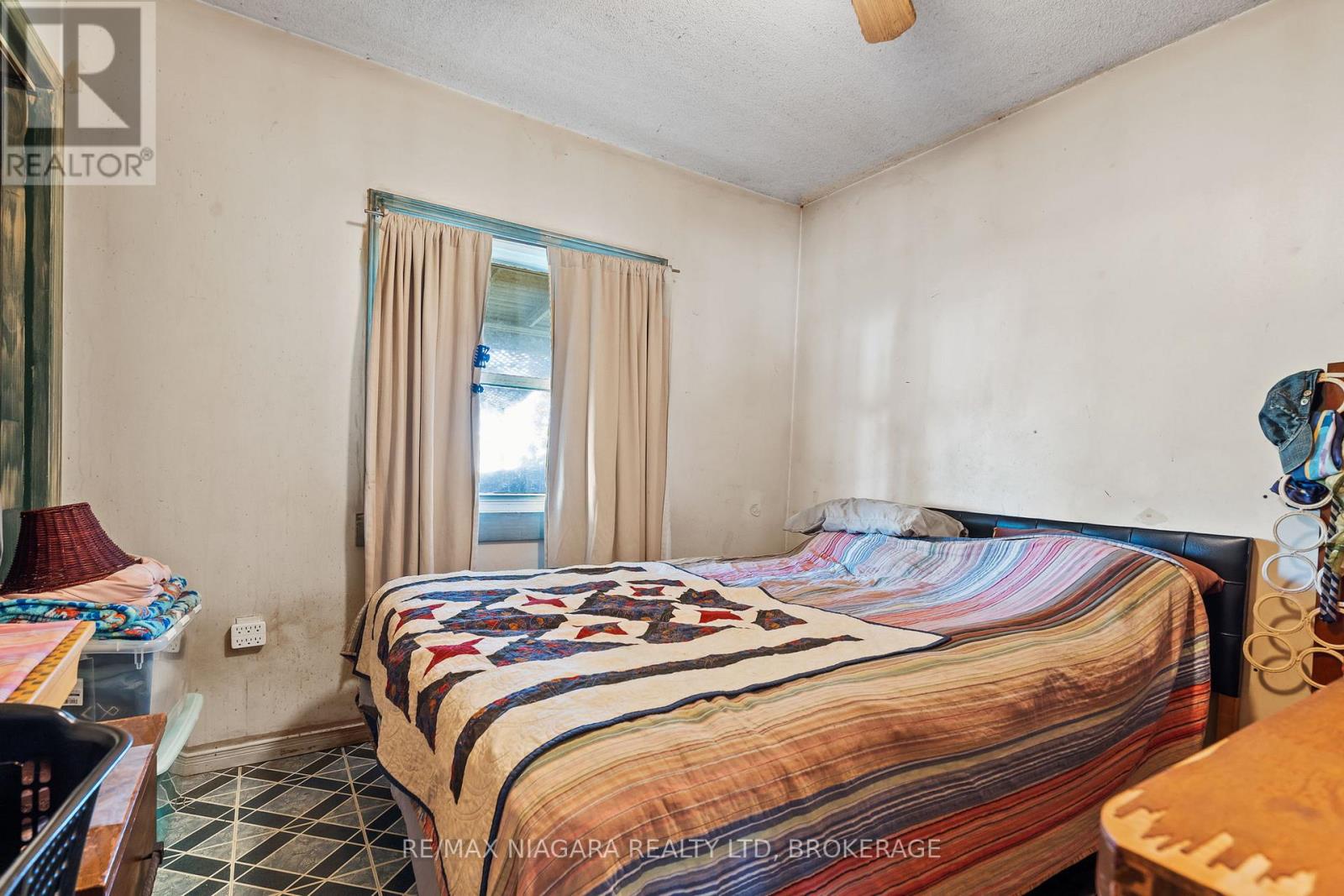 60 Rosedale Avenue, St. Catharines, Ontario  L2P 1Y7 - Photo 9 - X12478838