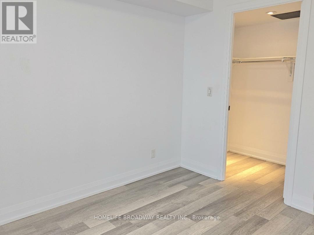 511 - 376 Highway 7 E, Richmond Hill, Ontario  L4B 0C7 - Photo 14 - N12476196
