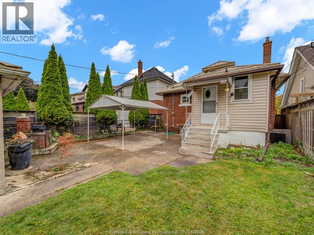 1749 Iroquois, Windsor, Ontario  N8Y 1S1 - Photo 45 - 25027013