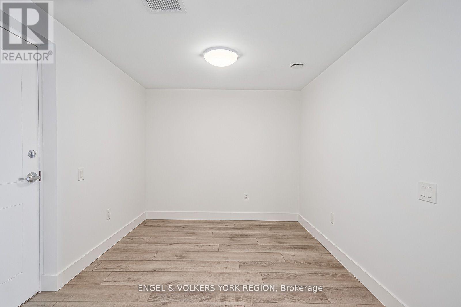 327 - 4 Kimberly Lane E, Collingwood, Ontario  L9Y 5T6 - Photo 8 - S12478665