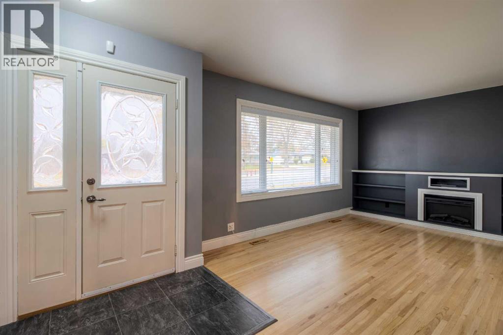 813 Stafford Drive N, Lethbridge, Alberta  T1H 2B4 - Photo 4 - A2265829