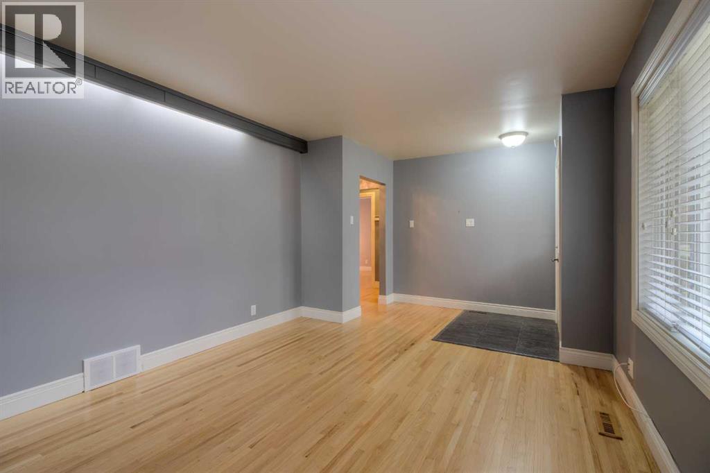 813 Stafford Drive N, Lethbridge, Alberta  T1H 2B4 - Photo 6 - A2265829