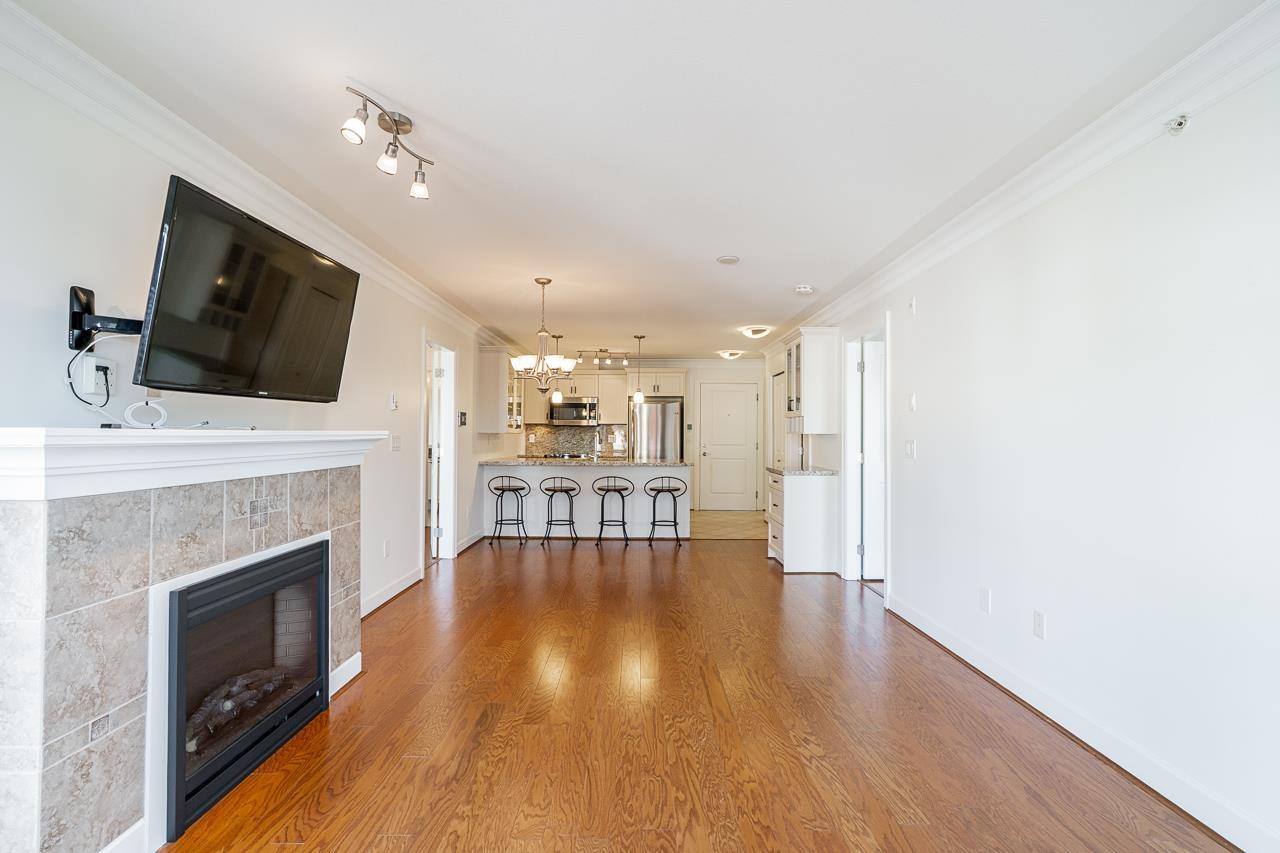 Ph4 15357 Roper Avenue, White Rock, British Columbia  V4B 2G2 - Photo 13 - R3060184