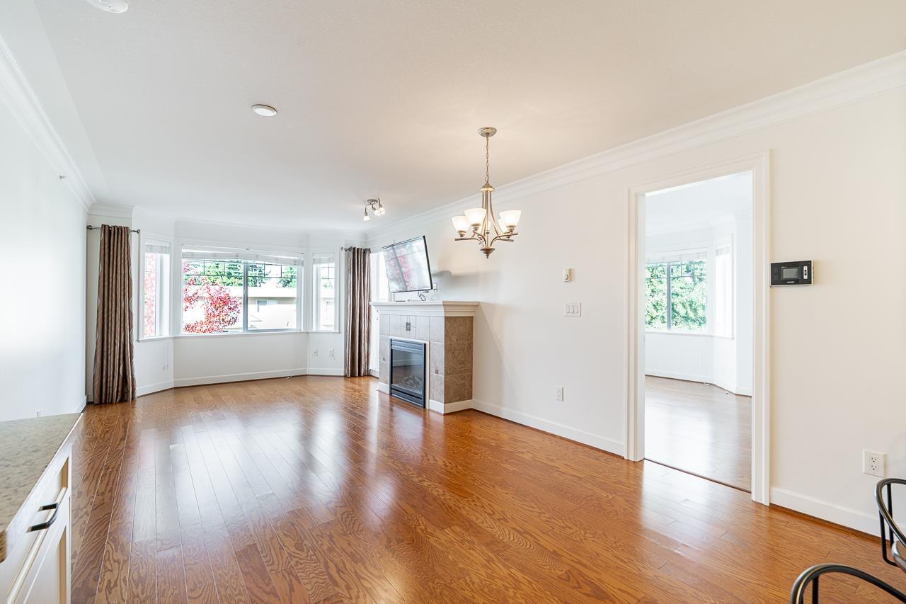 Ph4 15357 Roper Avenue, White Rock, British Columbia  V4B 2G2 - Photo 10 - R3060184