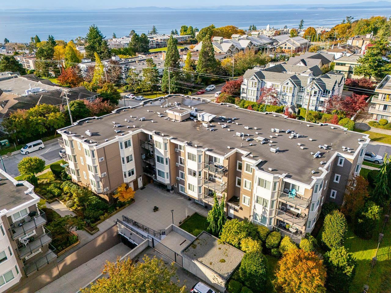 Ph4 15357 Roper Avenue, White Rock, British Columbia  V4B 2G2 - Photo 37 - R3060184