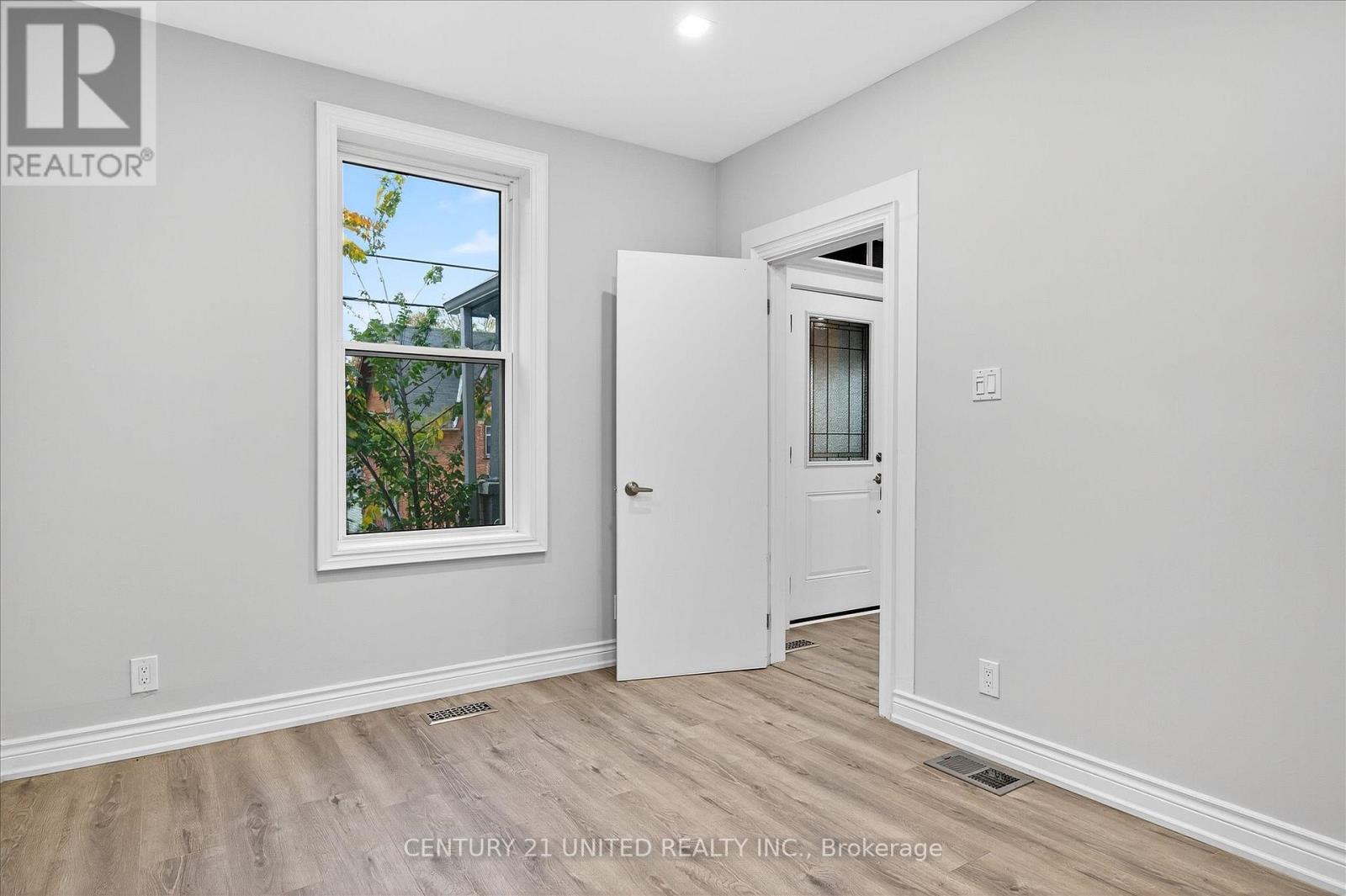 504 Aylmer Street N, Peterborough, Ontario  K9H 3W5 - Photo 23 - X12478831