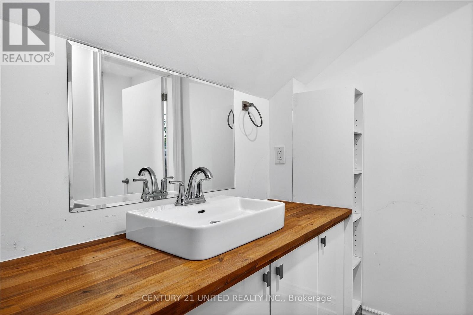 504 Aylmer Street N, Peterborough, Ontario  K9H 3W5 - Photo 35 - X12478831