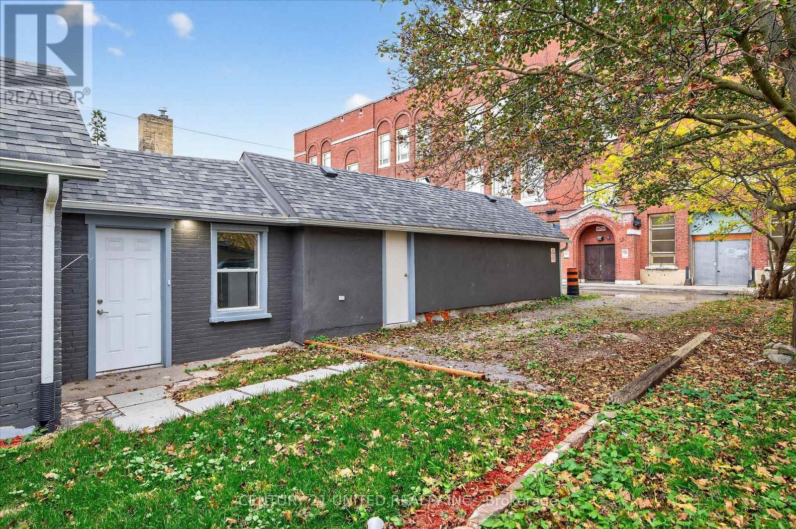 504 Aylmer Street N, Peterborough, Ontario  K9H 3W5 - Photo 39 - X12478831