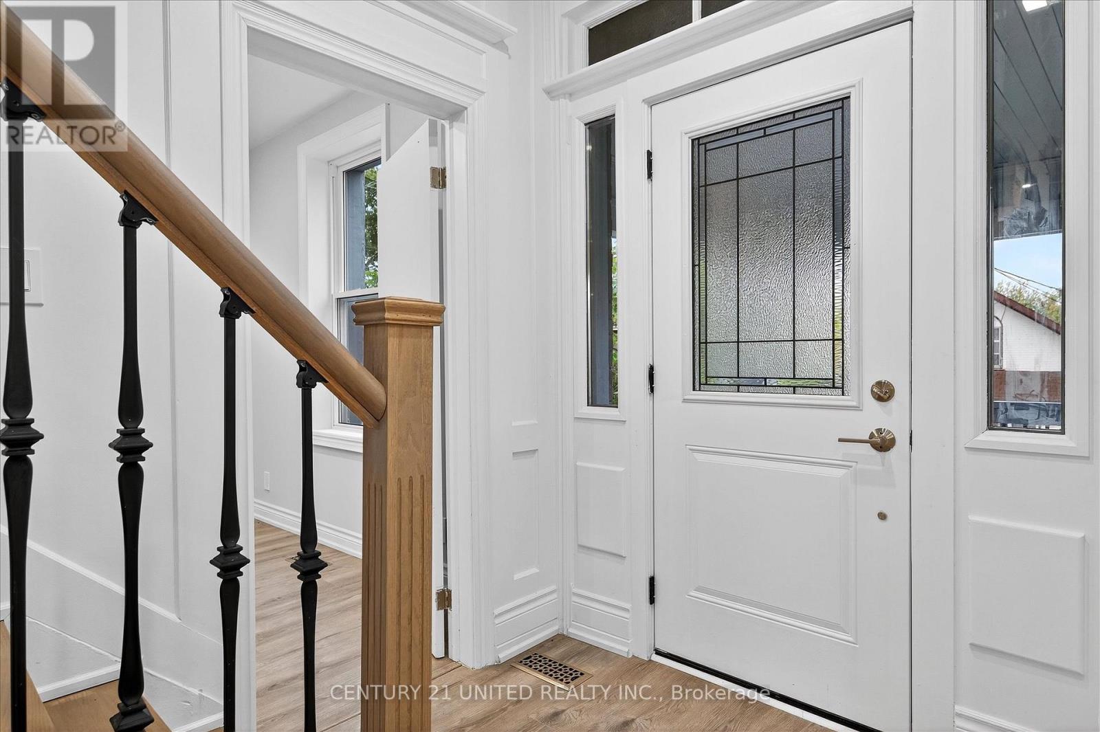 504 Aylmer Street N, Peterborough, Ontario  K9H 3W5 - Photo 8 - X12478831