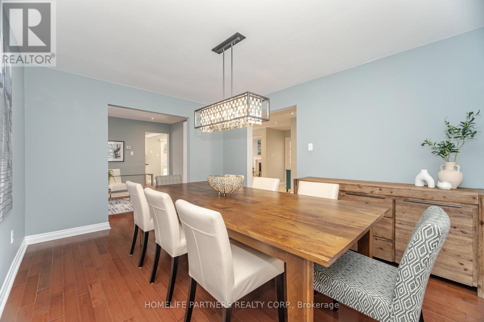 10 Culpepper Court, Caledon, Ontario  L7E 5V6 - Photo 5 - W12478666