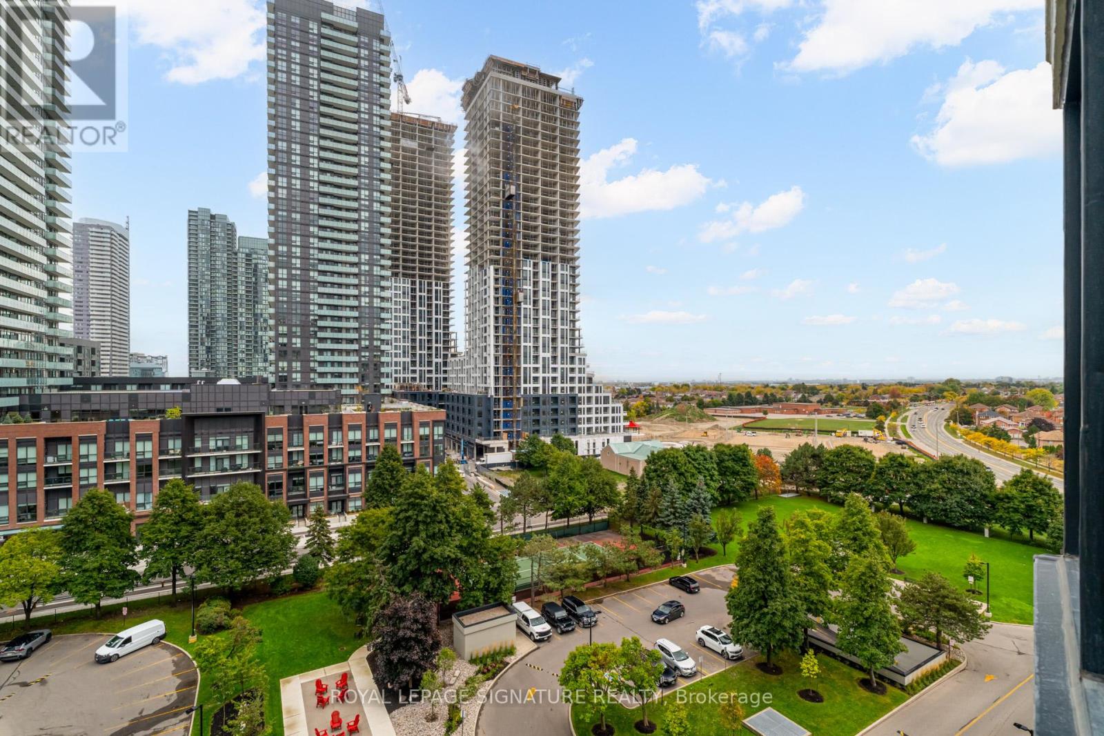 1001 - 350 Rathburn Road W, Mississauga, Ontario  L5B 3Y2 - Photo 12 - W12478668