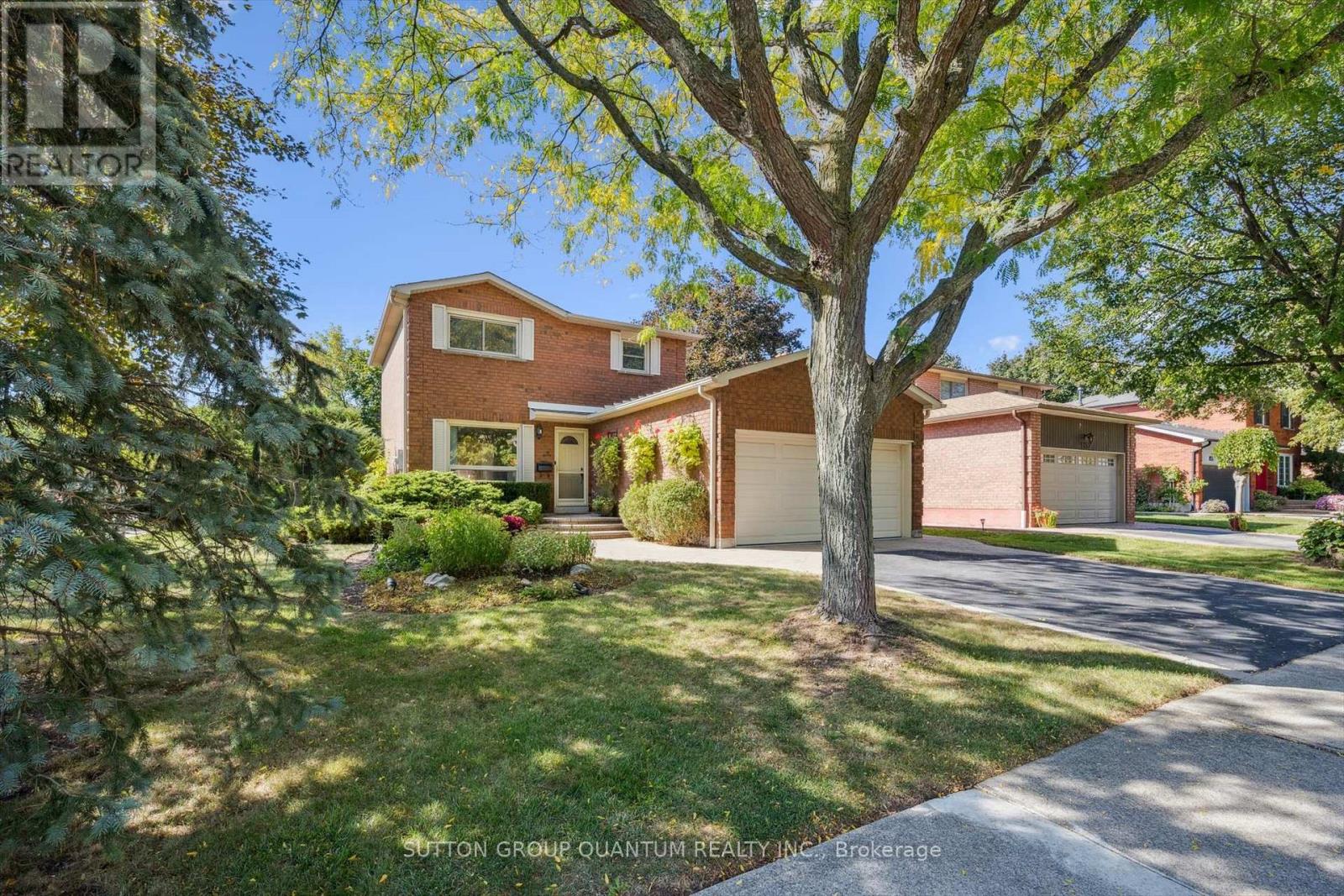 1159 Manor Road, Oakville, Ontario  L6M 1G3 - Photo 2 - W12478673