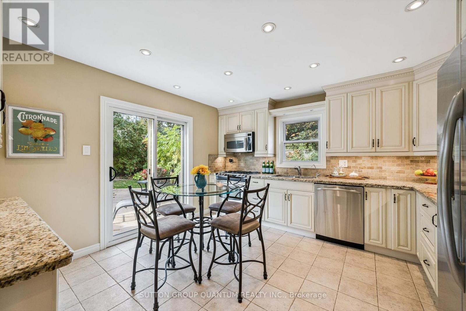 1159 Manor Road, Oakville, Ontario  L6M 1G3 - Photo 20 - W12478673