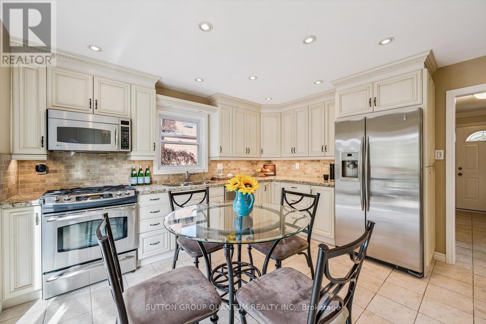 1159 Manor Road, Oakville, Ontario  L6M 1G3 - Photo 22 - W12478673
