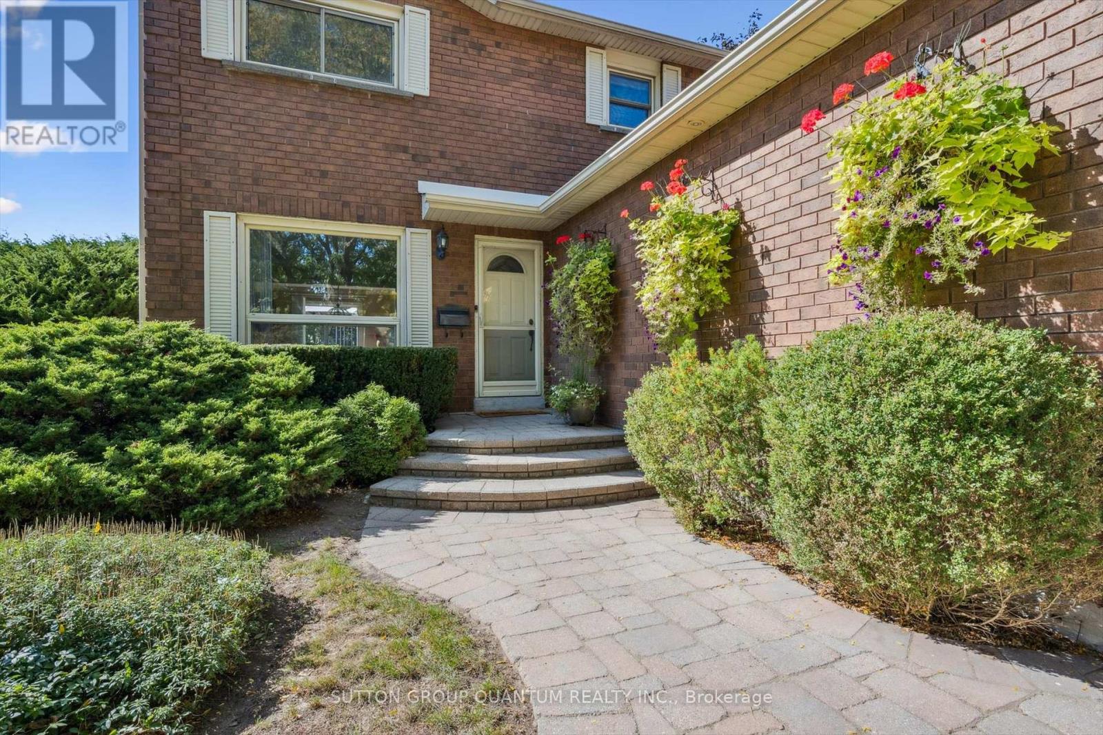 1159 Manor Road, Oakville, Ontario  L6M 1G3 - Photo 4 - W12478673