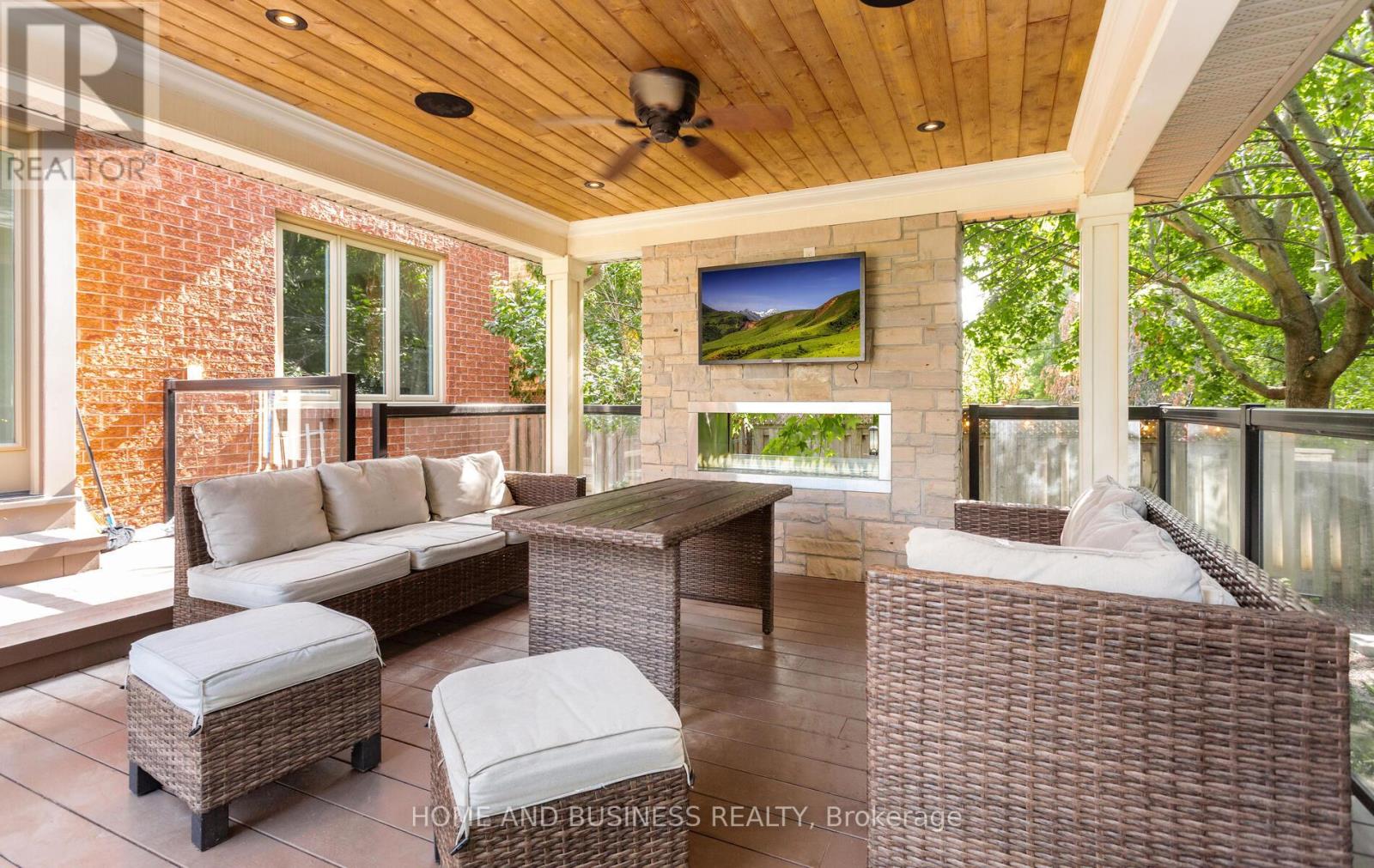 2192 Oakmead Boulevard, Oakville, Ontario  L6H 6B4 - Photo 43 - W12478697