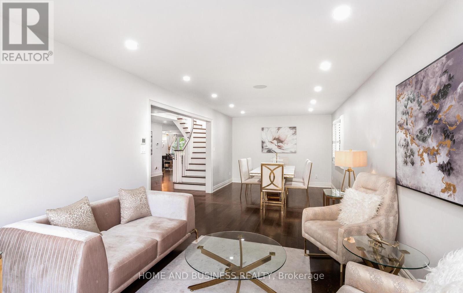 2192 Oakmead Boulevard, Oakville, Ontario  L6H 6B4 - Photo 7 - W12478697