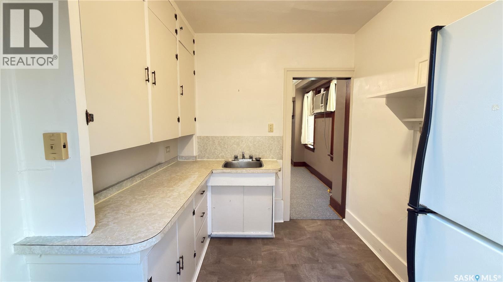2041 Mctavish Street, Regina, Saskatchewan  S4T 3W8 - Photo 7 - SK021585