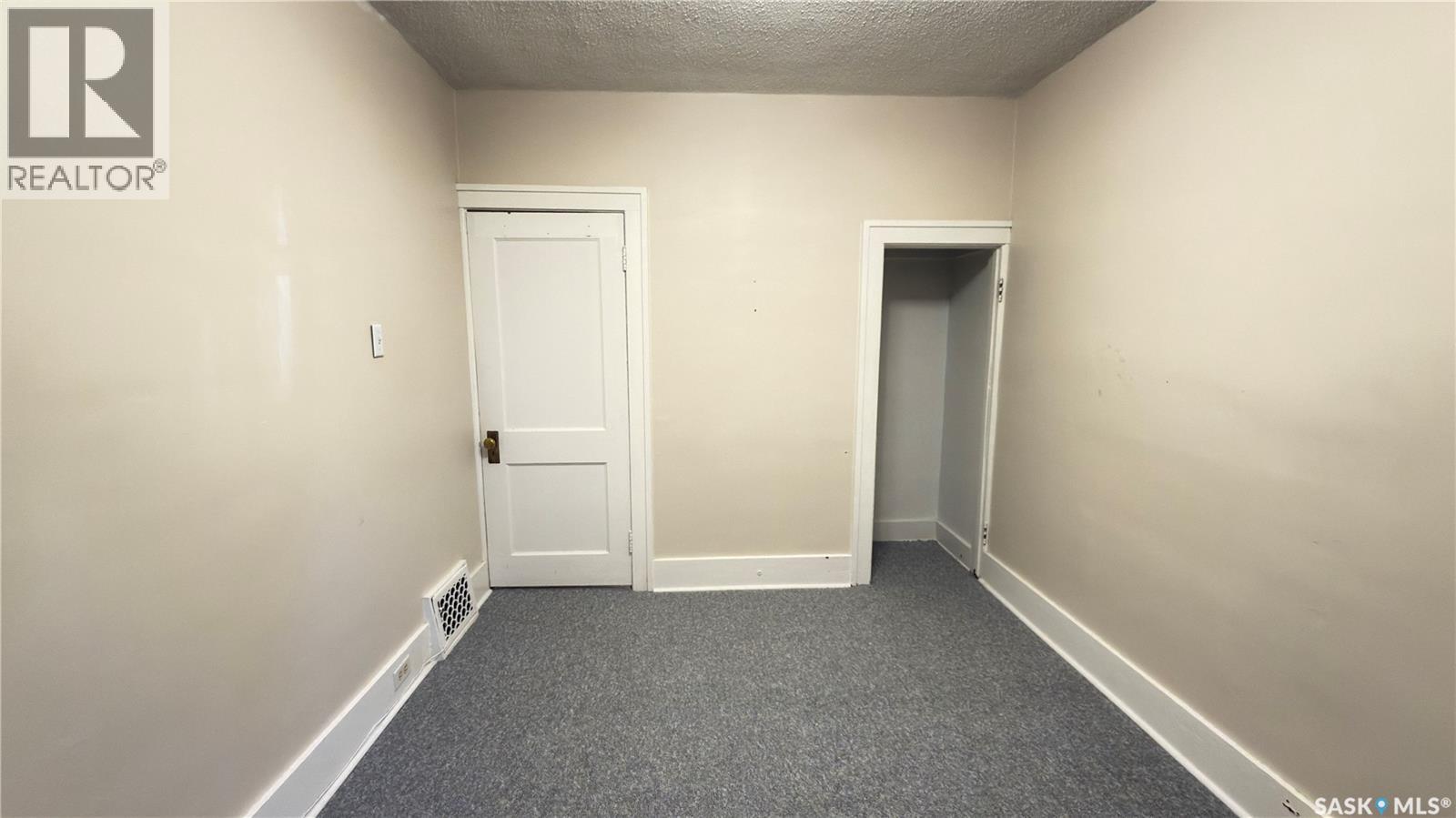 2041 Mctavish Street, Regina, Saskatchewan  S4T 3W8 - Photo 9 - SK021585