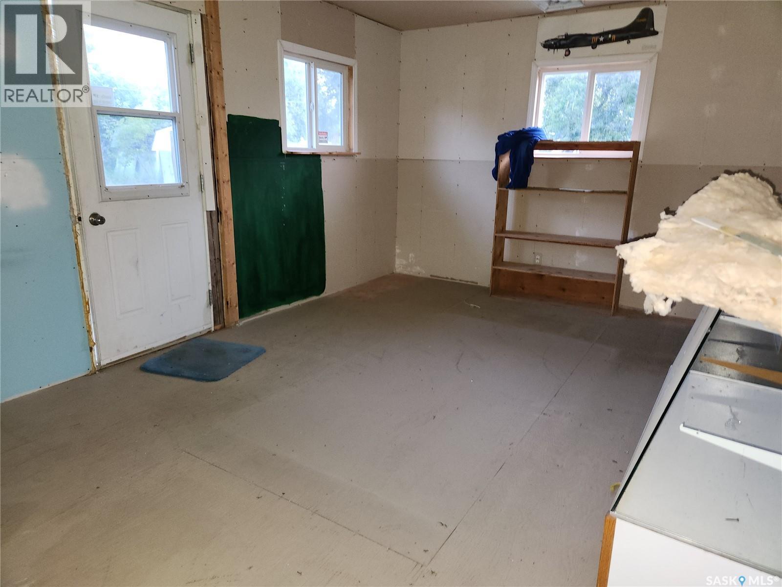 114 Rose Street, Mortlach, Saskatchewan  S0H 3E0 - Photo 11 - SK021460